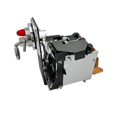 Pemutus sirkuit Gaya Thailand tiga fase 63A 45KVA tampilan terminal atas
